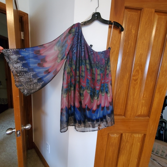 Flowy One sleeved dress. Windsor size small - Picture 6 of 7